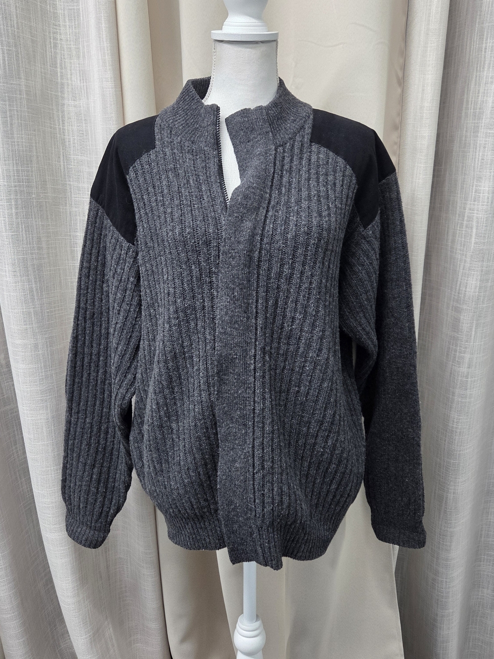 Cabela's Dark Gray Ribbed Zip-Up Sweater L Lambswool Fisherman Gorpcore Granola